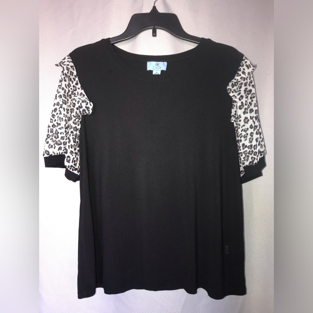 Black & Cheetah Print Women’s blouse size XL.